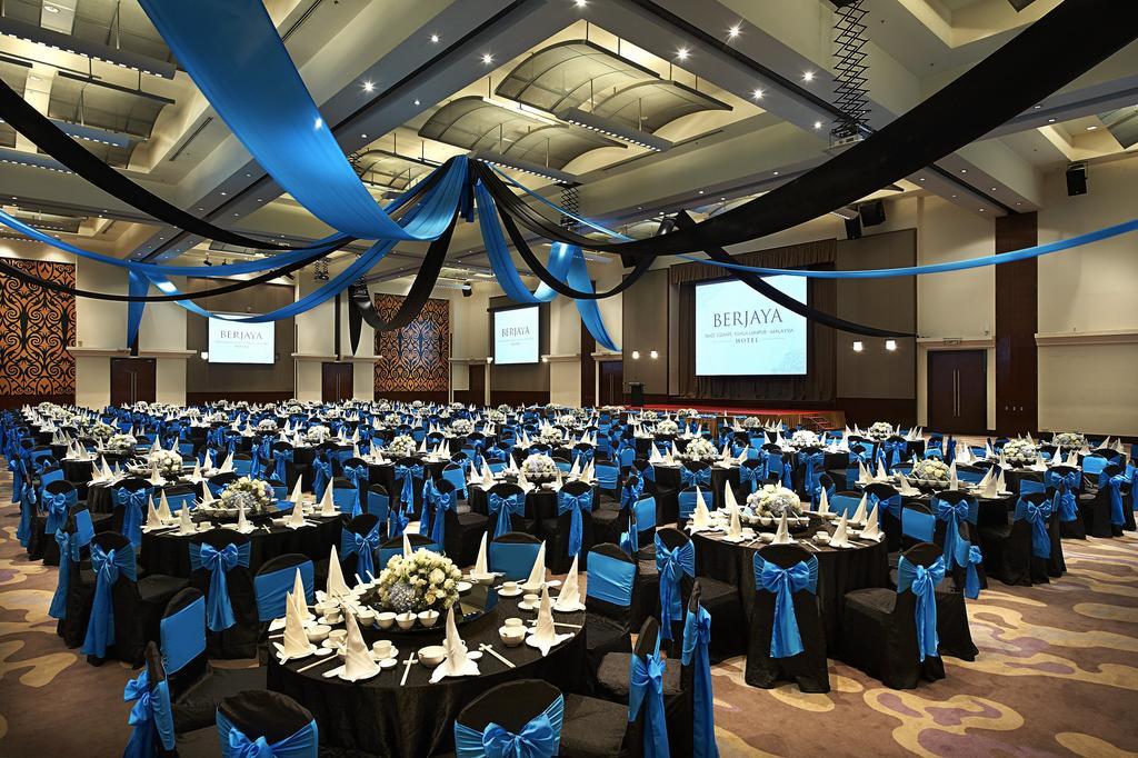버자야 타임즈 스퀘어 호텔, 쿠알라룸푸르 외부 사진 The ballroom of the Berjaya Times Square Hotel
